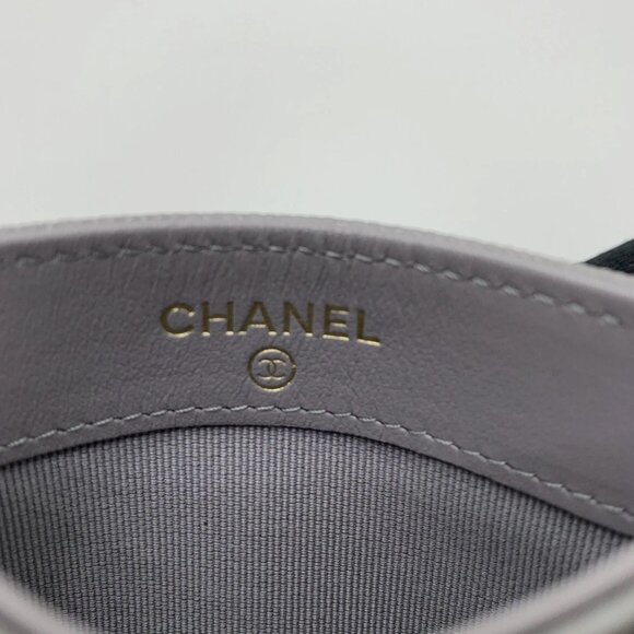 Authentic Chanel Grey Classic Caviar Flat Card holder brand new - Picture 5 of 8